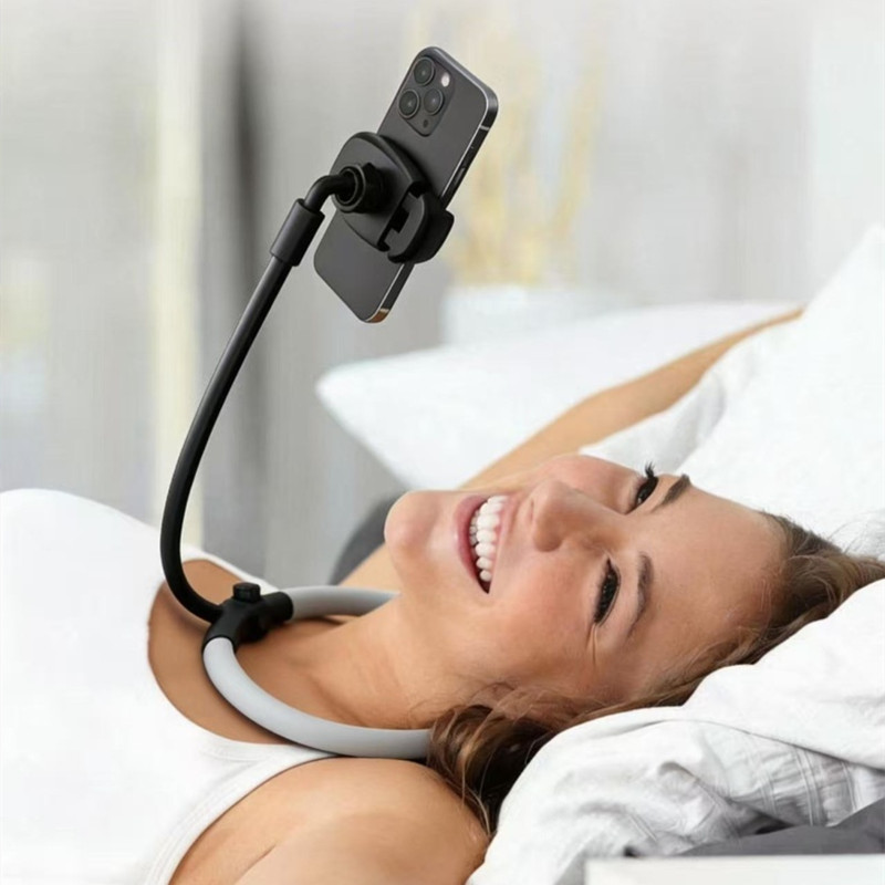 Supporto per telefono da collo - Watch Xs8 recensione e prezzo